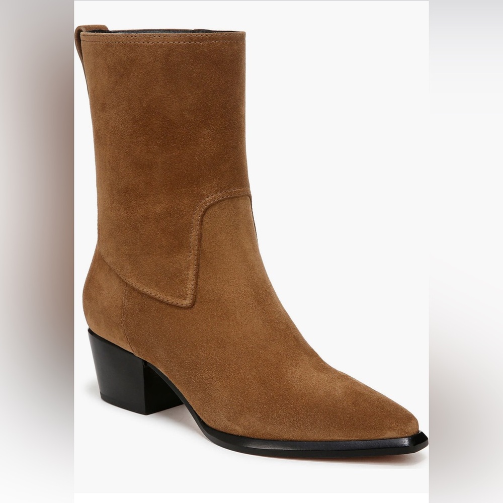 Vince Arlington Pointed Toe
Bootie (Women)
7.5M
ELMWOOD